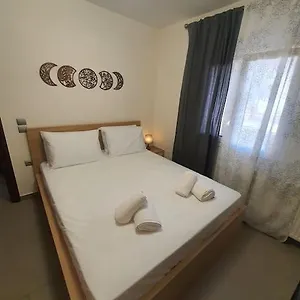 https://korais-apartment-chania-crete.rethymnohotels.net