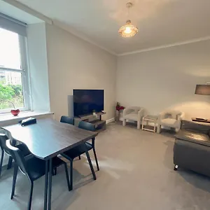 https://apt-two-bed.edinburghhotelsuk.org