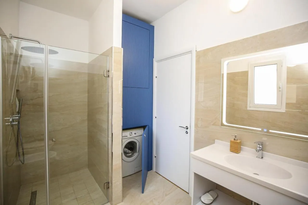 Nikaj Premium Apart-Hotel Vlorë 0*,  Albanien