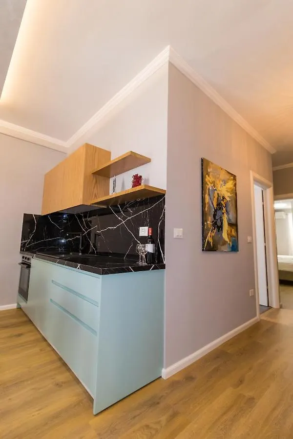 Nikaj Premium Apart-Hotel Vlorë