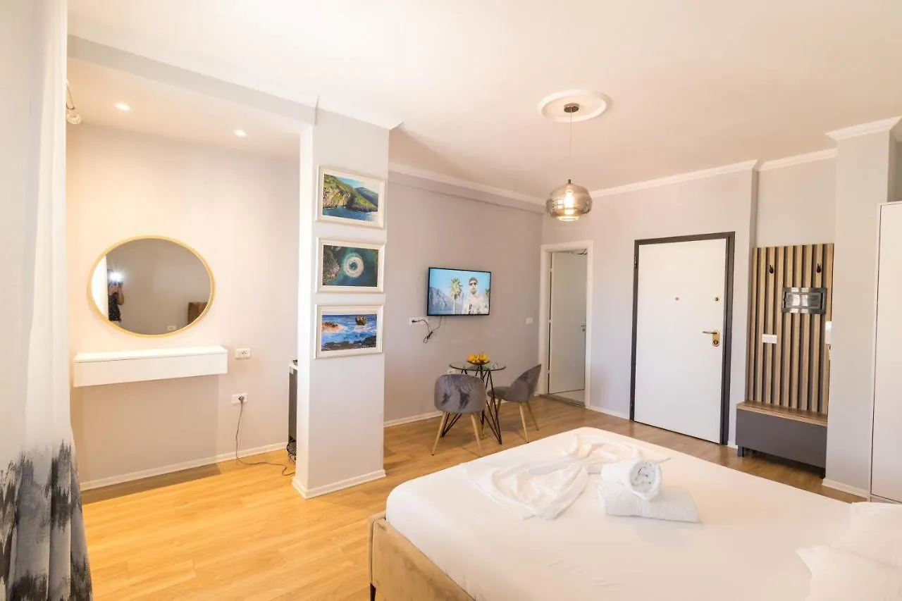 Nikaj Premium Apart-Hotel Vlorë 0*,
