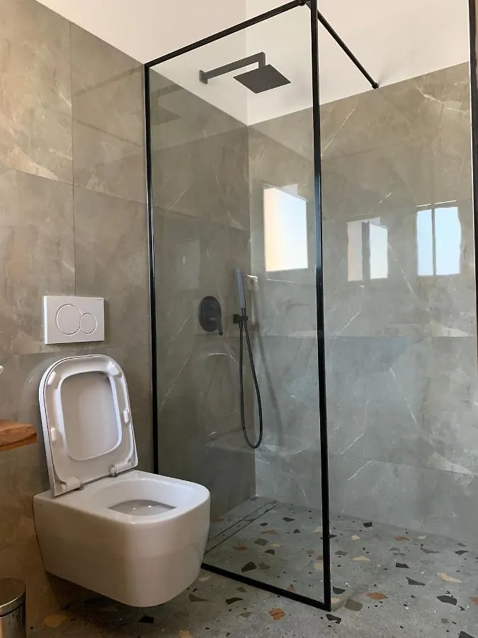 Nikaj Premium Apart-Hotel Vlorë